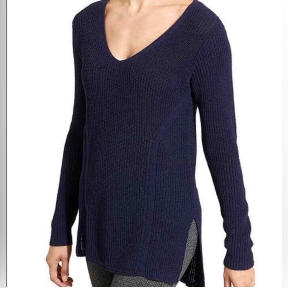 Athleta Highline Navy V Neck Tunic Sweater Extra small